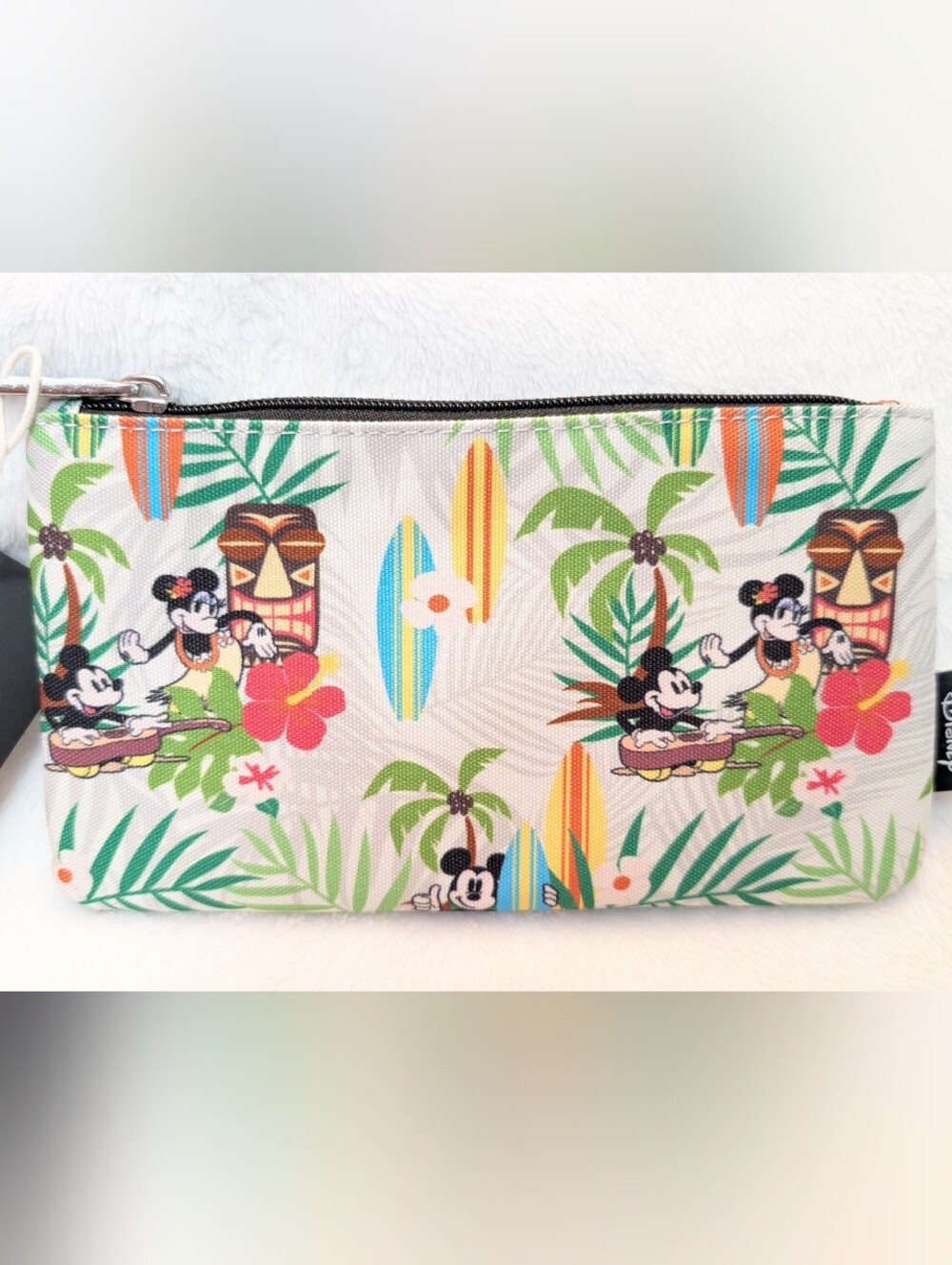 loungefly Hawaiian mickey minnie pouch nwt - Picture 2 of 3